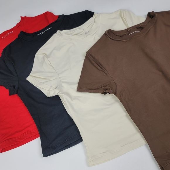 Pedigree SW | Evo-Dry BabyTee Crop Top - Red - Picture 5 of 5